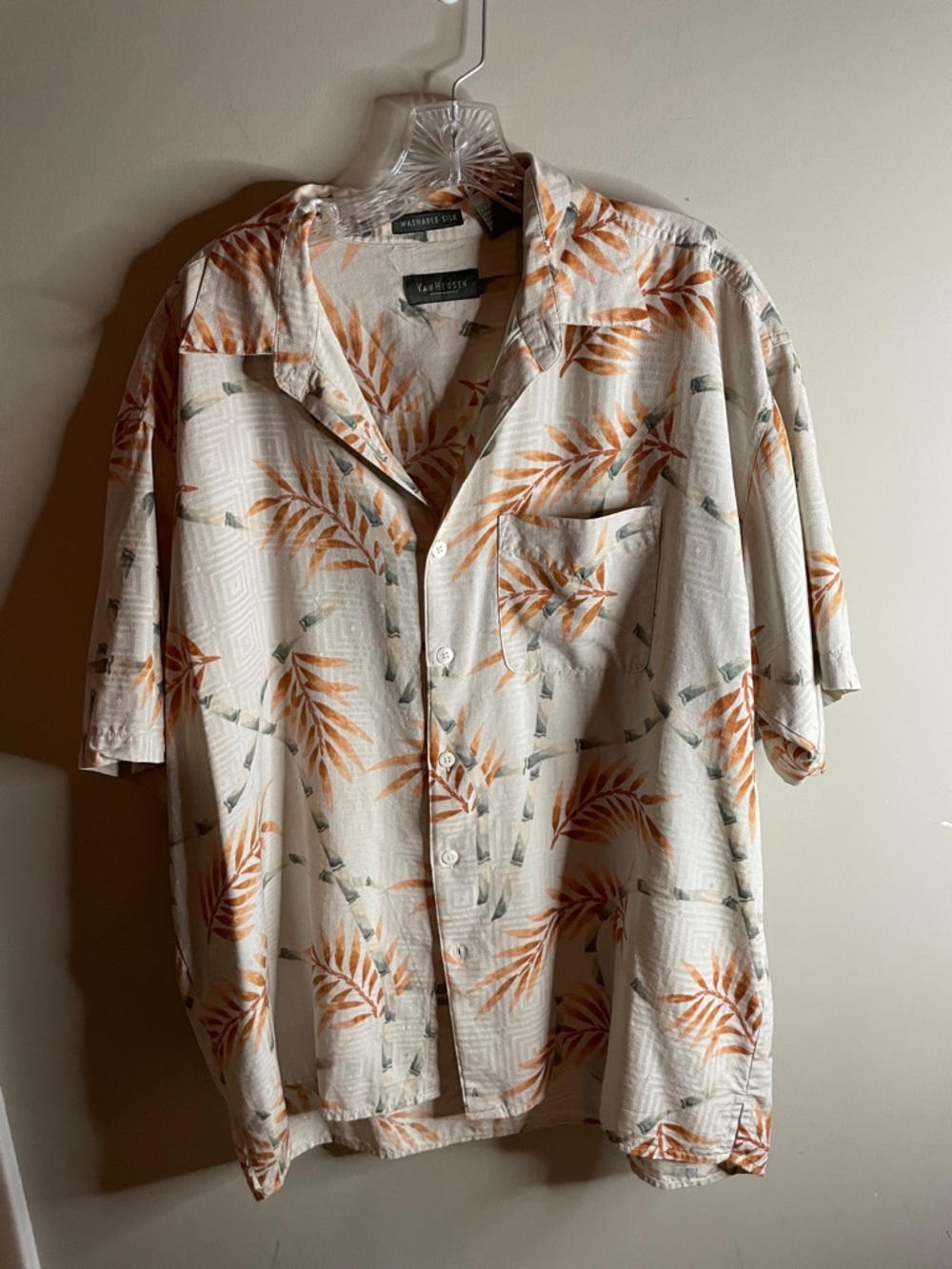 Van Heusen 100 percent washable silk shirt sz L